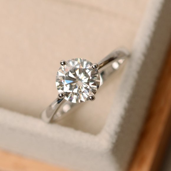 1Ct Round Excellent Moissanite Ring 14k White Gold - Picture 1 of 5